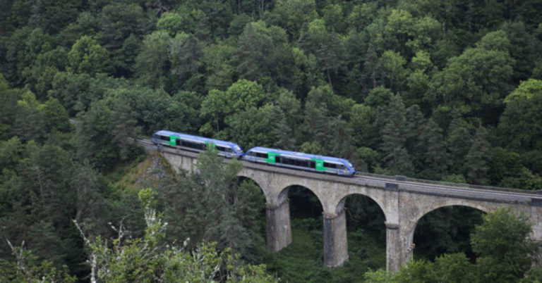 TER. Menaces sur la ligne Nîmes - Clermont-Ferrand 6 © RFF / CAPA / P. Giraud