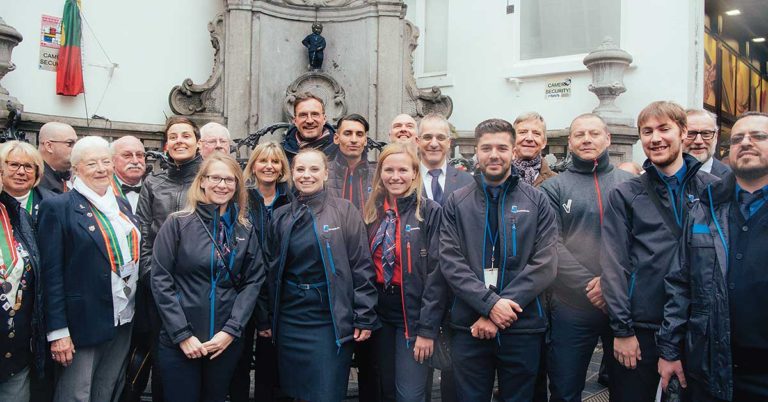 Le Manneken-Pis porte le nouvel uniforme de la Stib 2 © STIB/MIVB