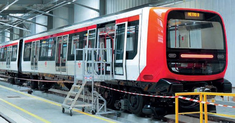 Une rame automatique nouvelle génération pour le métro de Lyon 16 © Alstom/Mobylette Jaune
