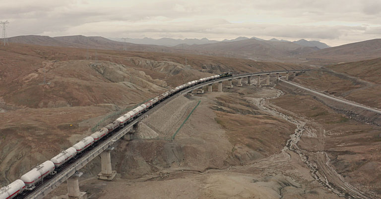 RMC Découverte. Qinghai Tibet, le plus haut chemin de fer du monde 6 © RMC Découverte