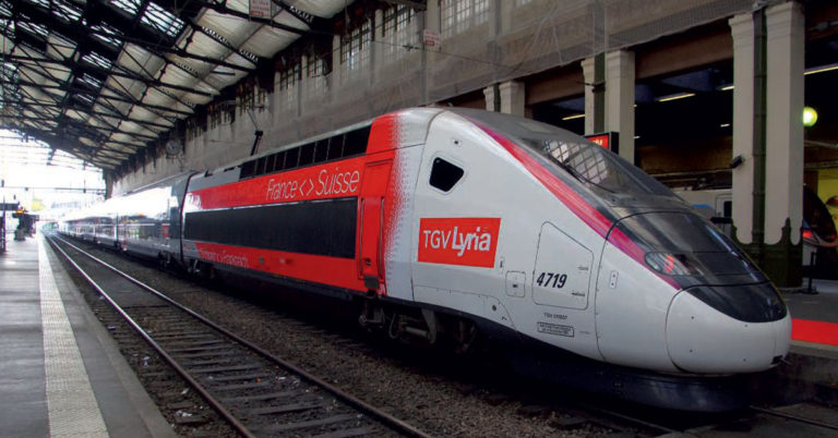 TGV Lyria : 30 % de places en plus, wifi pour tous et prix accessibles 14 © Patrick Laval