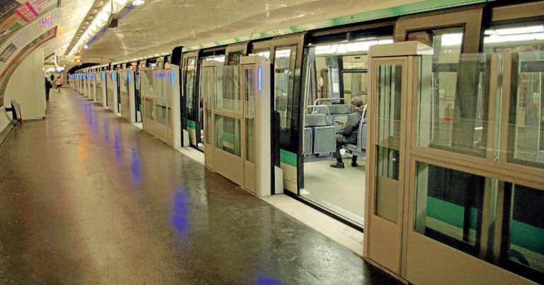 Il était une fois dans La Vie du Rail 98) RATP. L’automatisation de la ligne 1 du métro, un modèle à exporter 20 © Patrick LAVAL/LVDR/Photorail