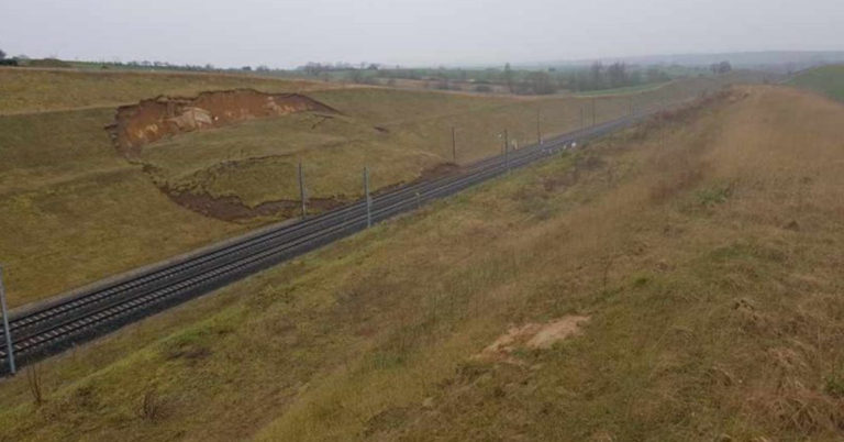 TGV Est. Questions pour un déraillement 10 TGV Est. Questions pour un déraillement