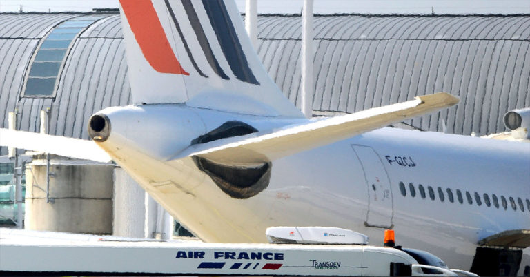 Le gouvernement confirme qu’Air France devra fermer des lignes au bénéfice du TGV 2 © DR
