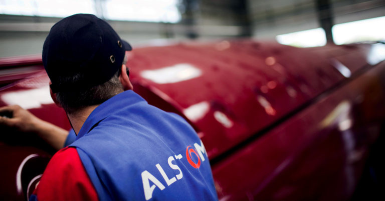 Résultats. Malgré la crise, Alstom maintient ses objectifs 18 © Alstom Transport