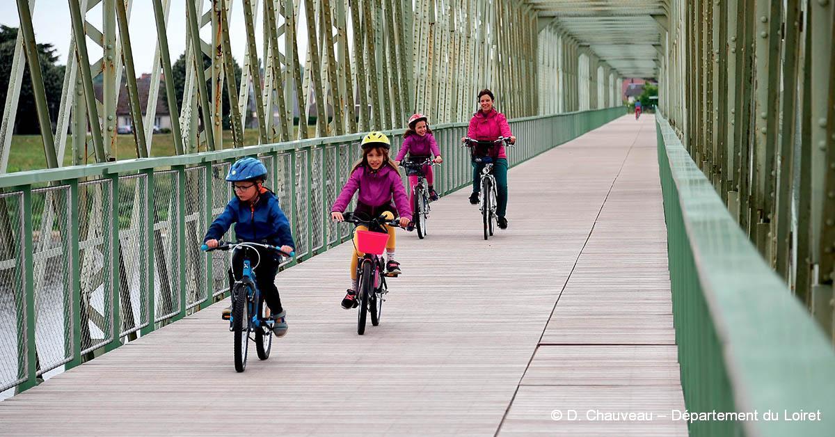 Loiret. Le viaduc de Sully-sur-Loire transformé en voie verte 1 © D. Chauveau – Département du Loiret