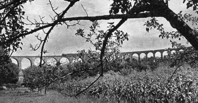 Il était une fois dans La Vie du Rail 110) Son et lumière pour un centenaire. Le viaduc de Chamborigaud 6 © L. Vaussy.