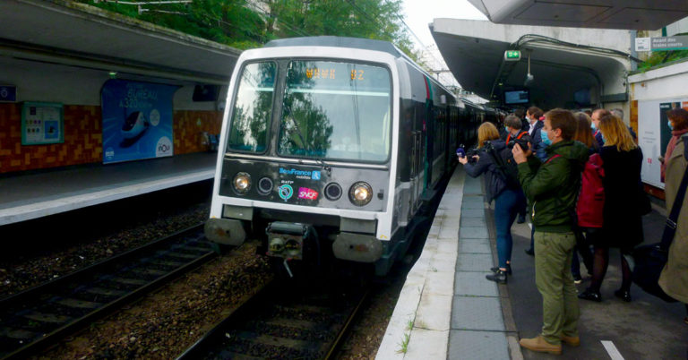 Mise en service du premier MI84 rénové sur le RER B 4 © Patrick Laval