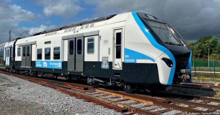 Ile-de-France. La première rame du RER NG dévoilée 12 ©Alstom / Samuel Dhote