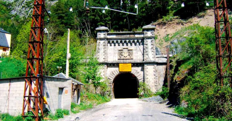 France-Espagne. Un nouveau pas vers la réouverture ferroviaire du Somport 16 © Smiley.toerist