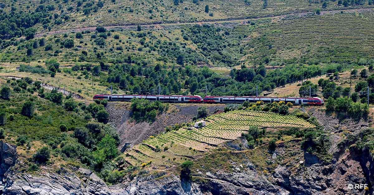 Trois syndicats signent l’accord sur le chômage partiel à la SNCF 1 © RFF