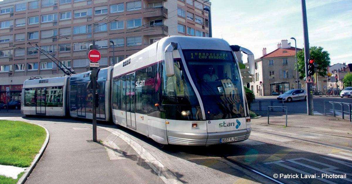 Grand Est. Le tram « fer » de Nancy est suspendu 1 © Patrick Laval - Photorail