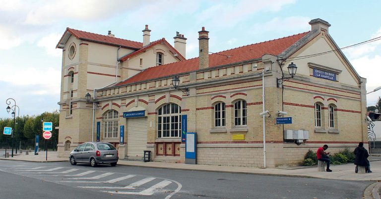 Ile-de-France. Les gares de grande couronne s’ouvrent aux commerces et aux services 18 © Chabe01/wikicommons