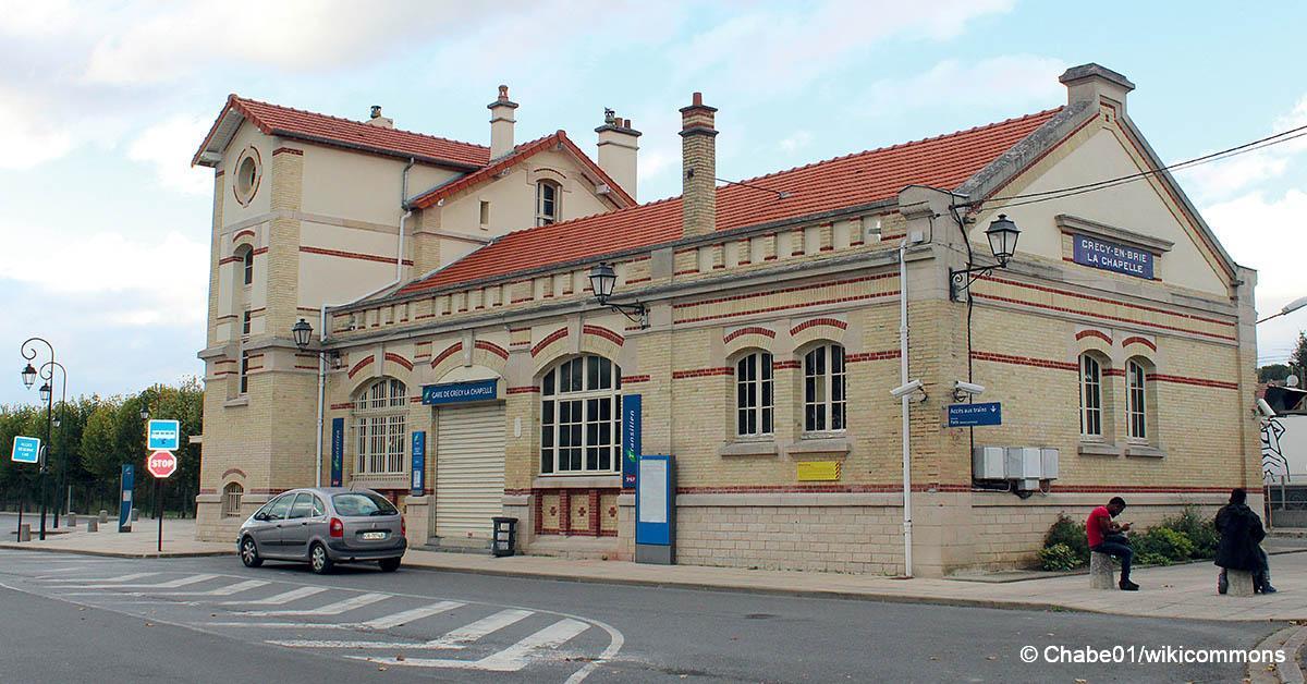 Ile-de-France. Les gares de grande couronne s’ouvrent aux commerces et aux services 1 © Chabe01/wikicommons