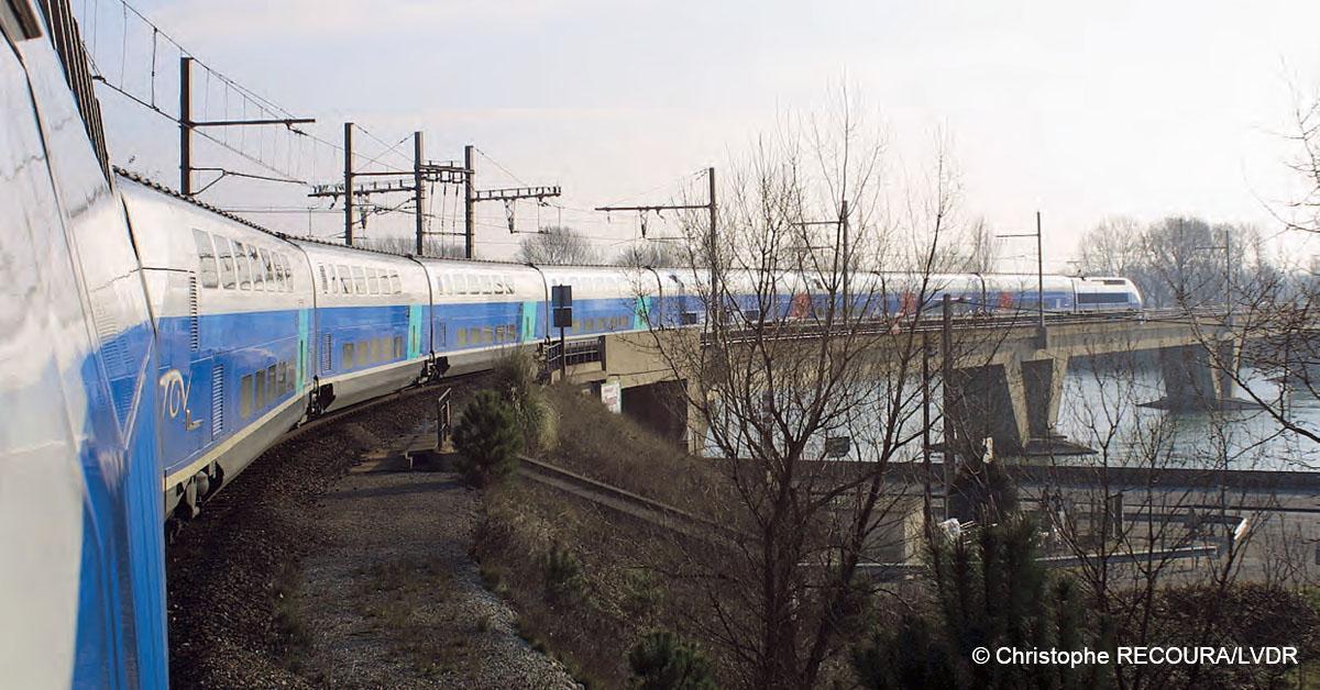 Il était une fois dans La Vie du Rail 133) LGV. Vingt ans de TGV Méditerranée 1 © Christophe RECOURA/LVDR