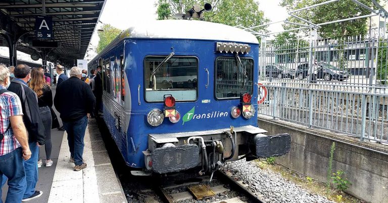 Ile-de-France. La dernière rame inox banlieue de Paris-Est a fait ses adieux 16 © Yann Goubin