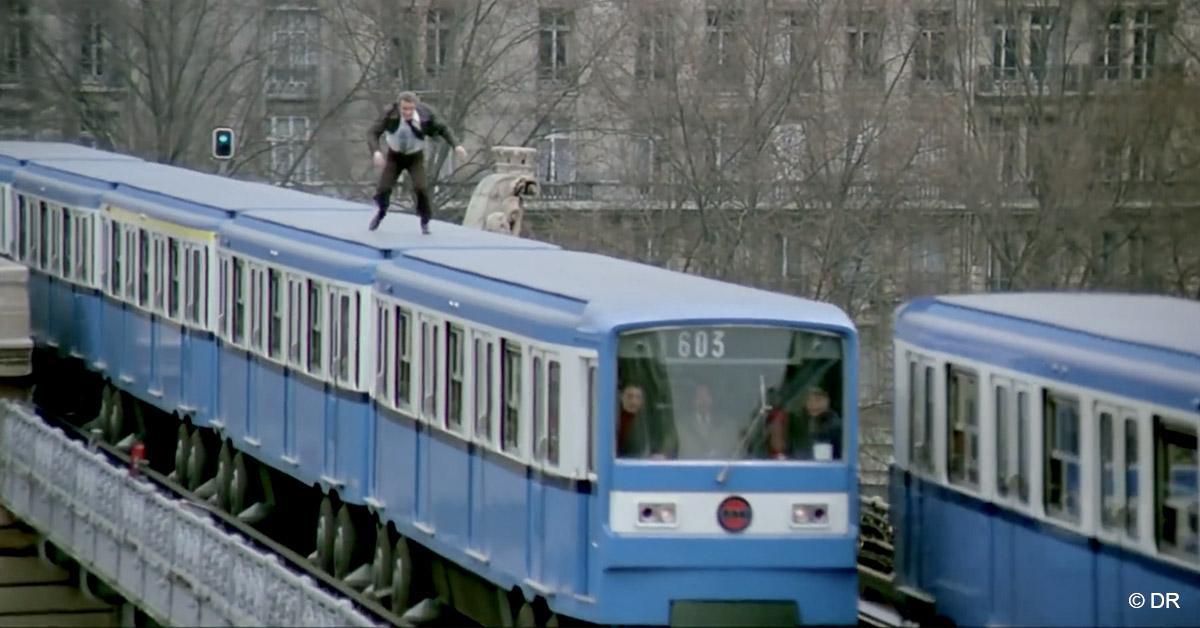 Hommage. Quand « Bébel » prenait le train (ou chevauchait le métro) 1 © DR