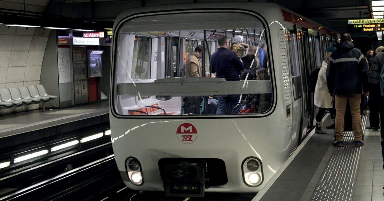 40 % des Français ne prennent pas les transports publics 8 © DR