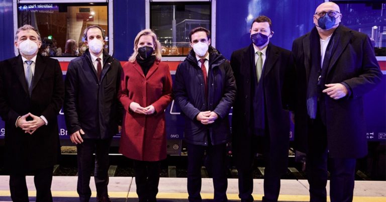 Le train de nuit de Vienne est arrivé à Paris 2 © ÖBB