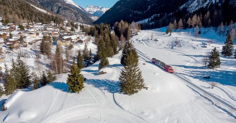 10 stations accessibles en train 10 10 stations accessibles en train