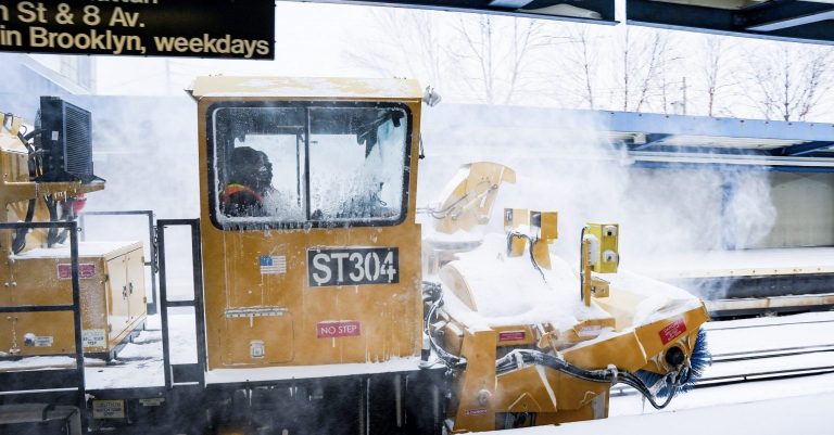 A New York, les agents de la MTA face au blizzard 10 @MTA