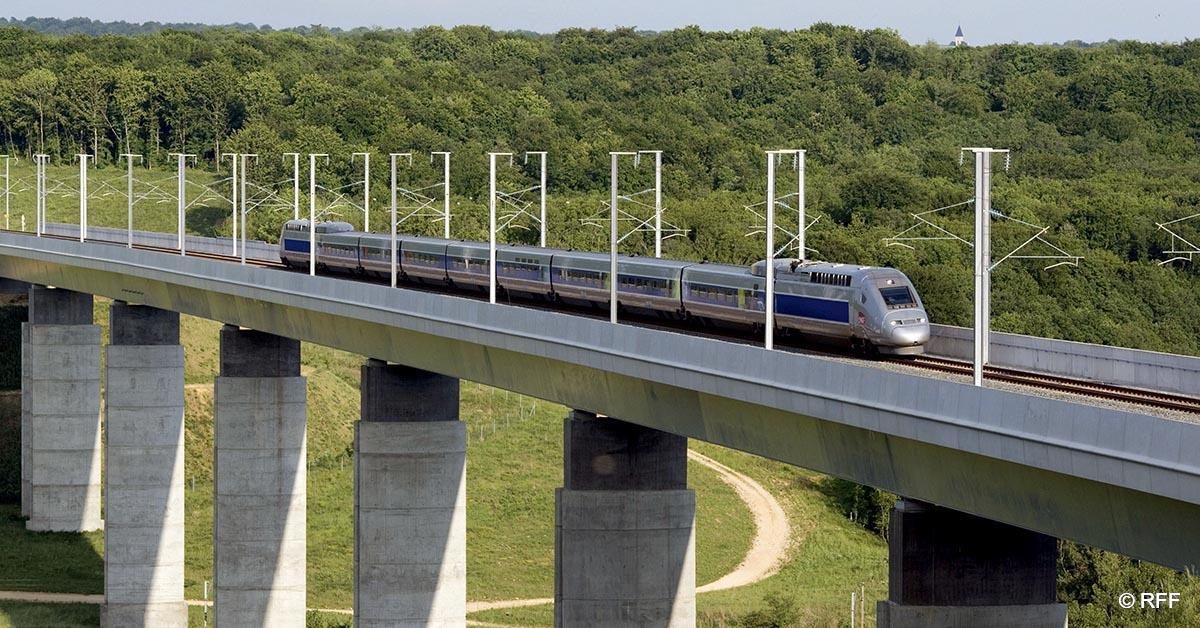 Enquête. Les Français se déplacent moins 1 © RFF