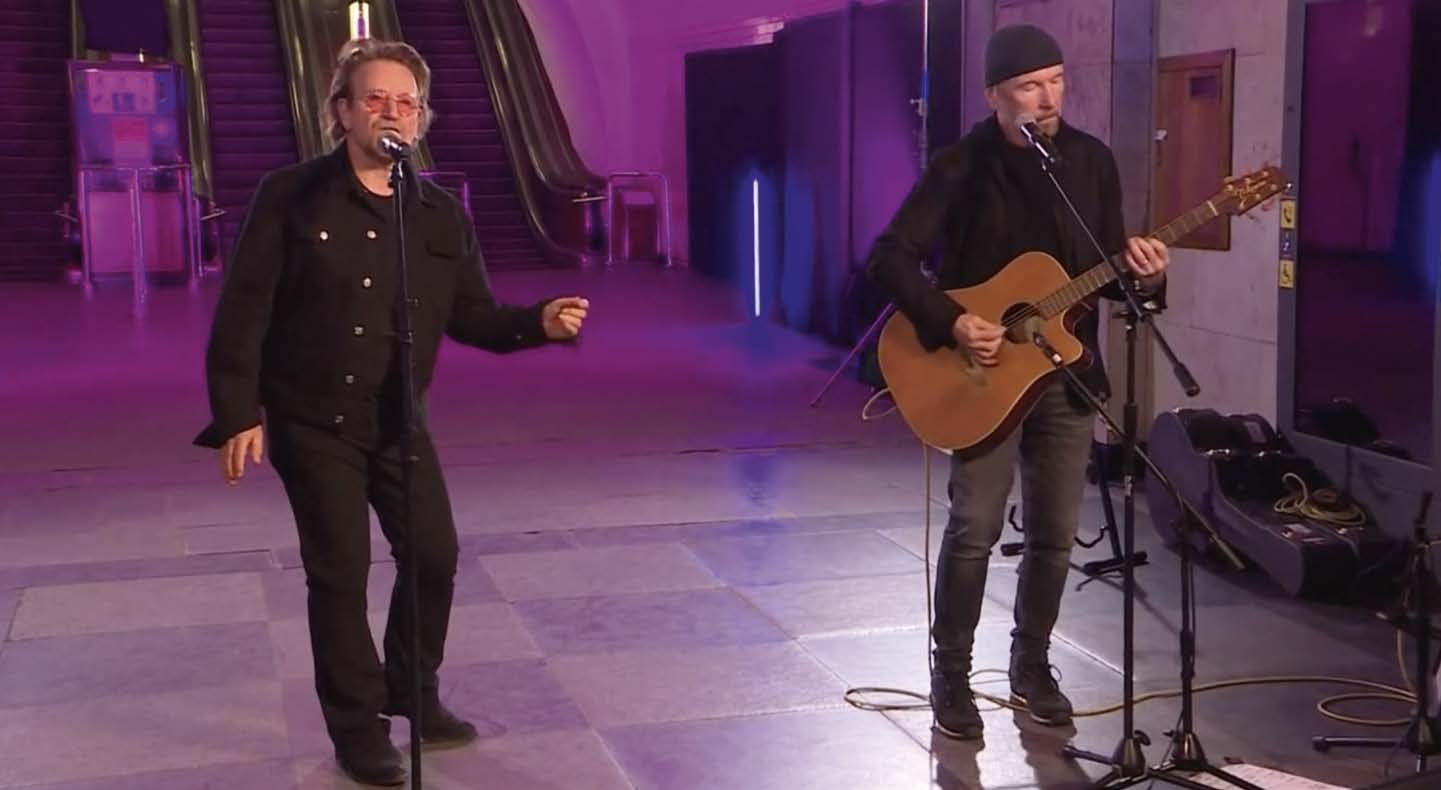 U2 chante pour la paix dans le métro de Kiev 1 © DR