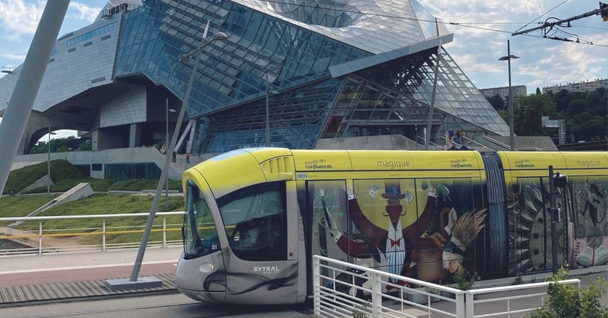 Un tramway nommé magie 1 © Sytral Mobilités.