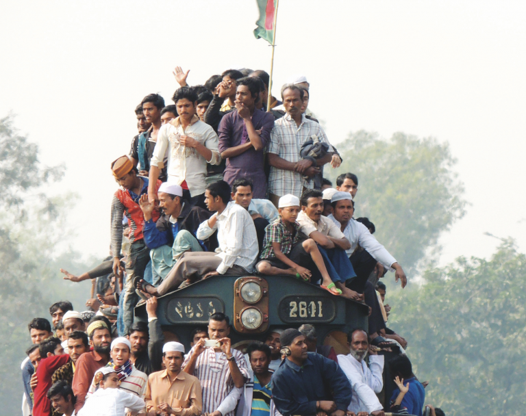 Bangladesh. Interdiction de voyager sur le toit des trains 16 Bangladesh. Interdiction de voyager sur le toit des trains