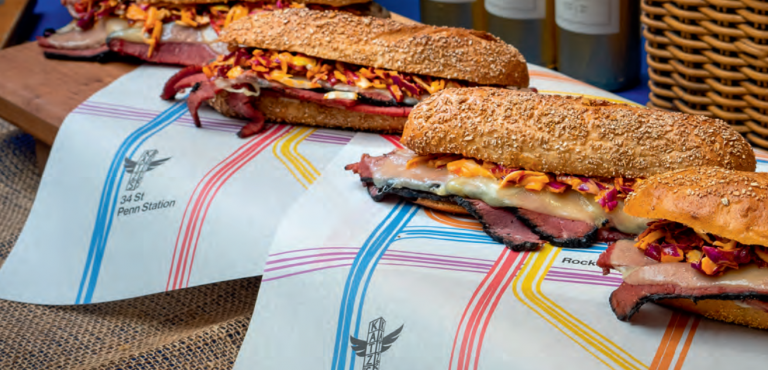 New York. Un sandwich pour célébrer le premier métro 6 New York. Un sandwich pour célébrer le premier métro