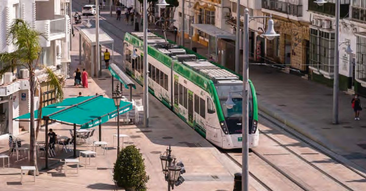 Espagne. Le premier « train-tram » espagnol voit le jour à Cádiz 1 © DR