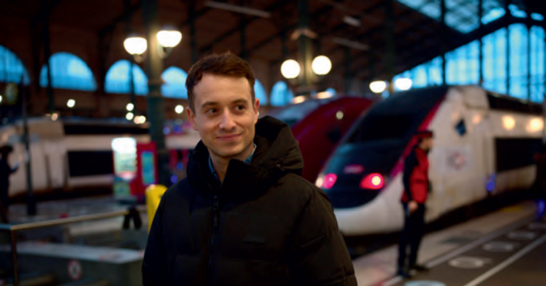 France. Hugo Clément sur le front… du ferroviaire 20 © Winter Productions
