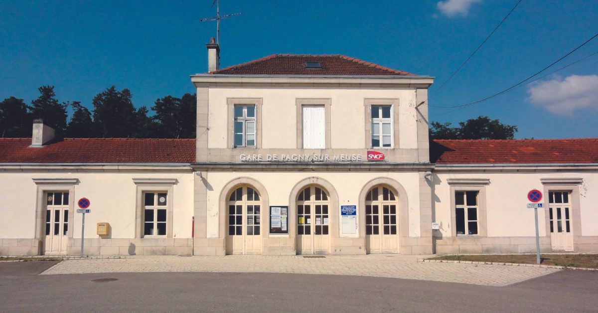 Gare de Pagny-sur-Meuse. Importante opération de rénovation des voies 1 © Wikimedia - Havang(nl)