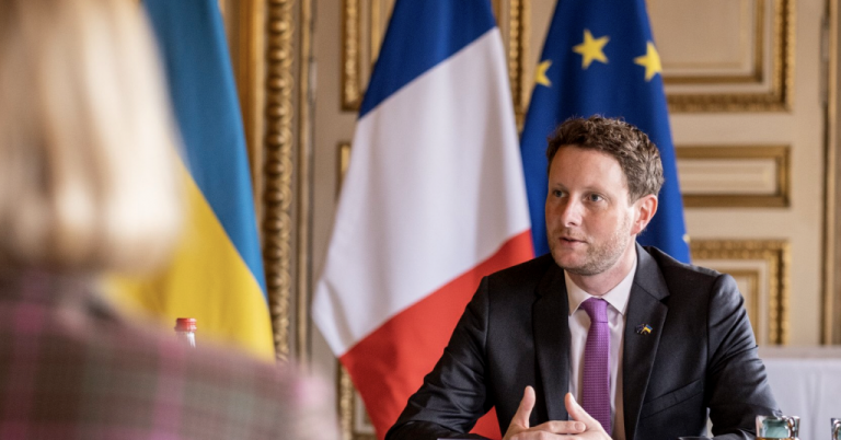 La France promet 20 000 tonnes de rails à l’Ukraine 12 © Twitter