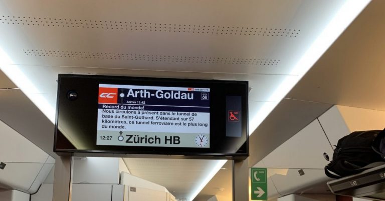 Des dégâts considérables après le déraillement d’un train de fret dans le tunnel du Gothard 18 Des dégâts considérables après le déraillement d’un train de fret dans le tunnel du Gothard