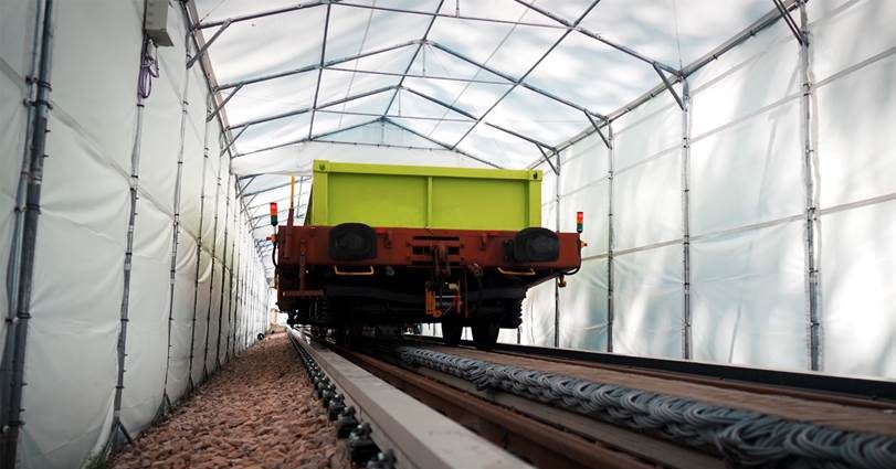 Et maintenant, Nevomo met un wagon en mouvement 1 © Nevomo
