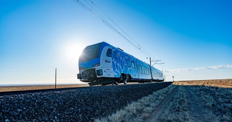 Le Flirt H2 de Stadler pulvérise le record d’autonomie pour un train à hydrogène 20 © Stadler