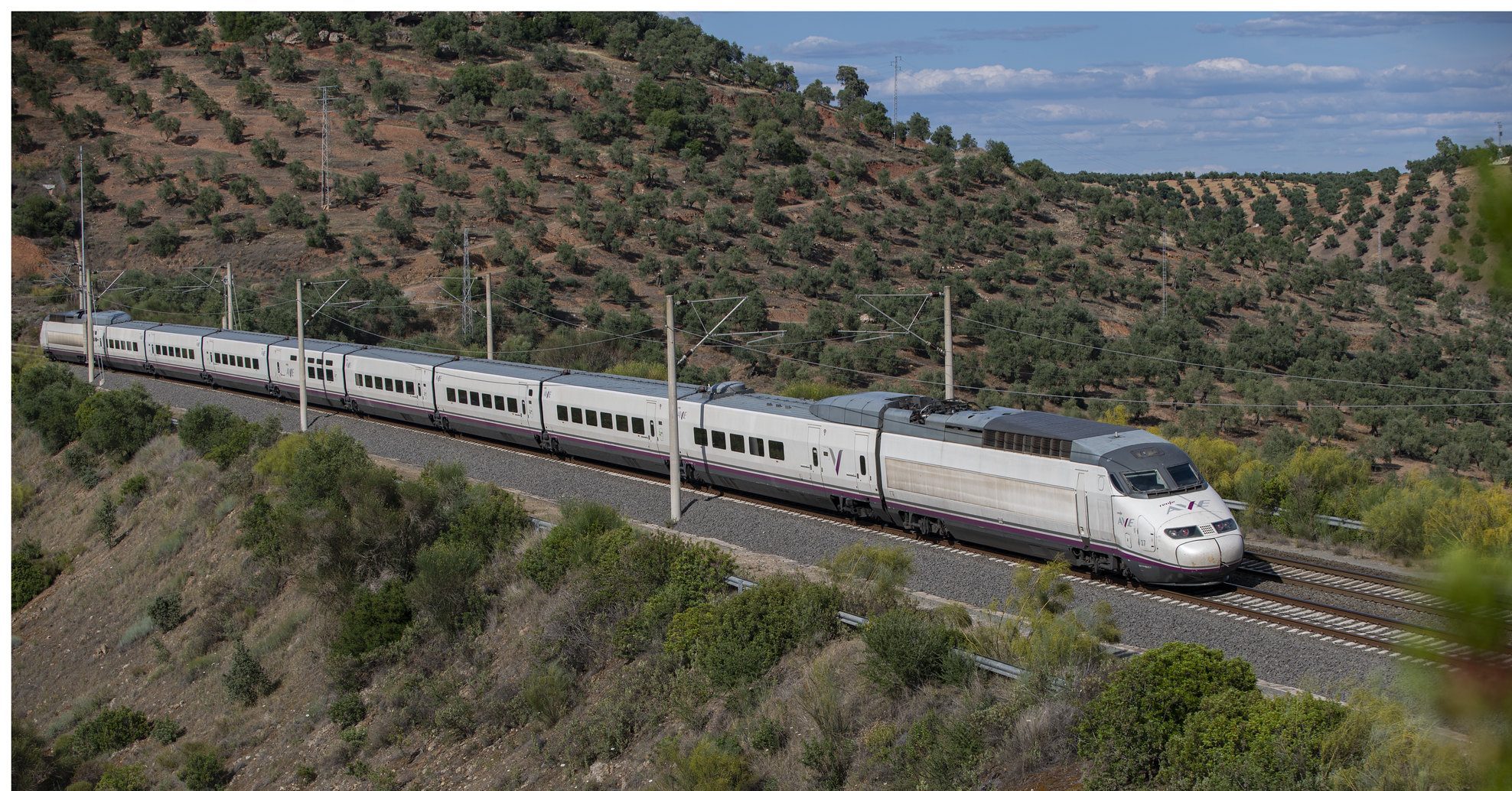 Les Défis de la Renfe pour Lancer ses Trains à Grande Vitesse jusqu'à Paris 1 Renfe