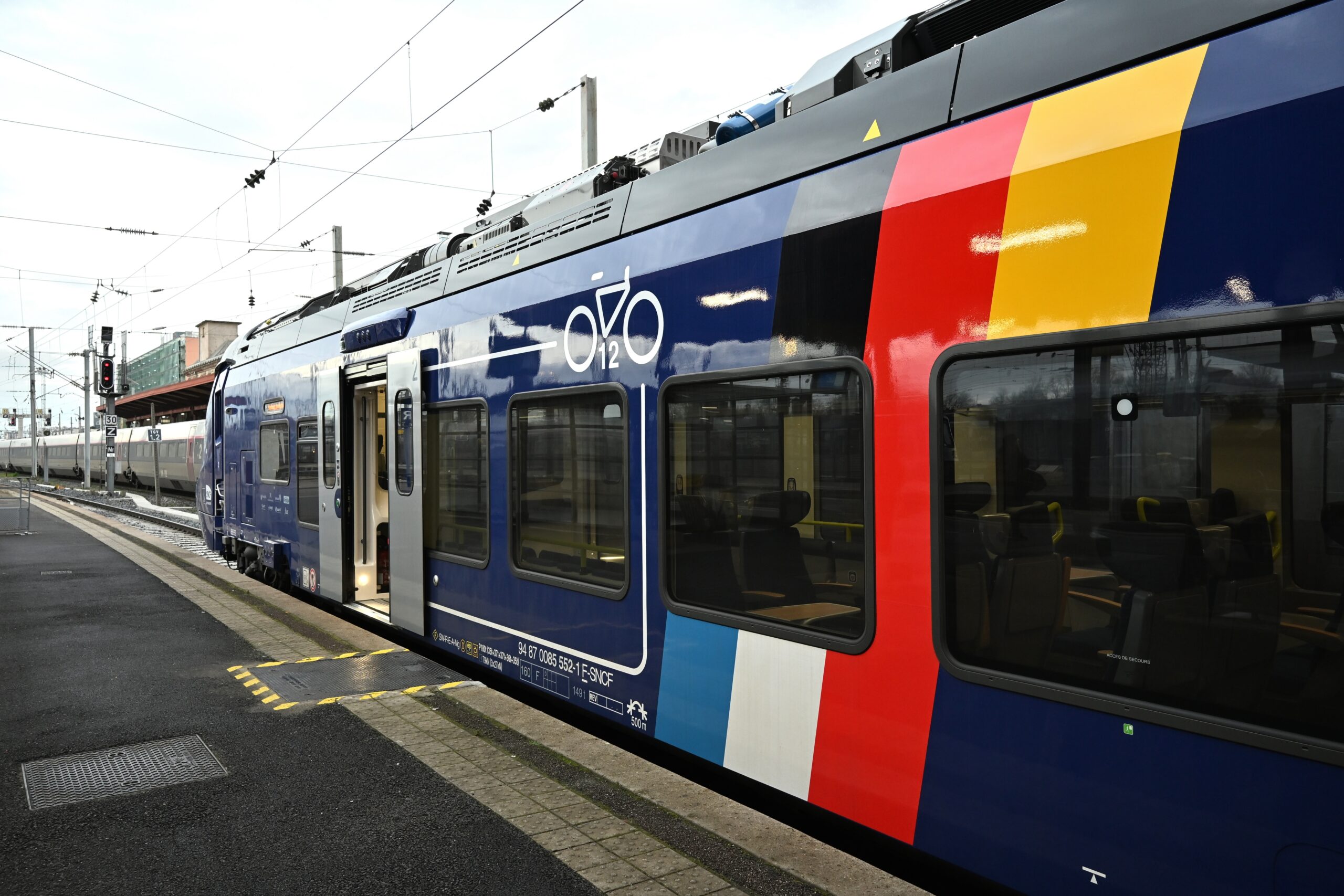 Le Régiolis transfrontalier France-Allemagne : Une Nouvelle Ère pour les Voyages Ferroviaires dans le Grand Est 9 Rame Régiolis transfrontalière France-Allemagne