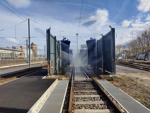 Les initiatives quotidiennes de la SNCF pour un avenir durable 12 Machine à laver à Clermont-Ferrand ©Yann Goubin