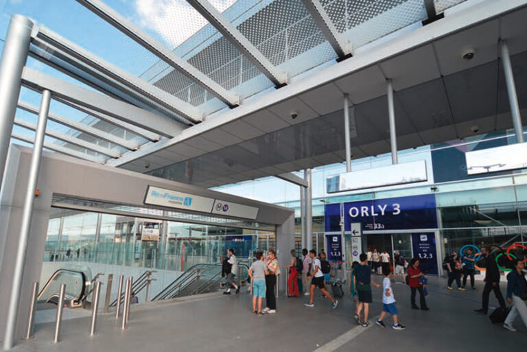 La Ligne 14 Atteint enfin Orly: Une Révolution pour les Voyageurs Parisiens 14 La Ligne 14 Atteint enfin Orly: Une Révolution pour les Voyageurs Parisiens