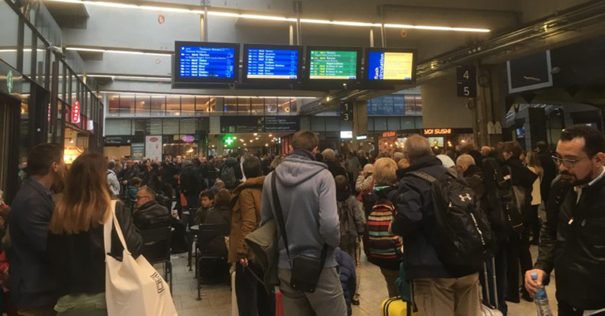 Les syndicats de la SNCF expliquent les raisons d'une grève imminente mais peu suivie 7 Gare Montparnasse 2019