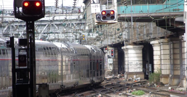 Révolution en vue : Le projet de pont ferroviaire à Saint-Lazare entre en phase finale de concertation 2 Sortie Gare Saint-Lazare