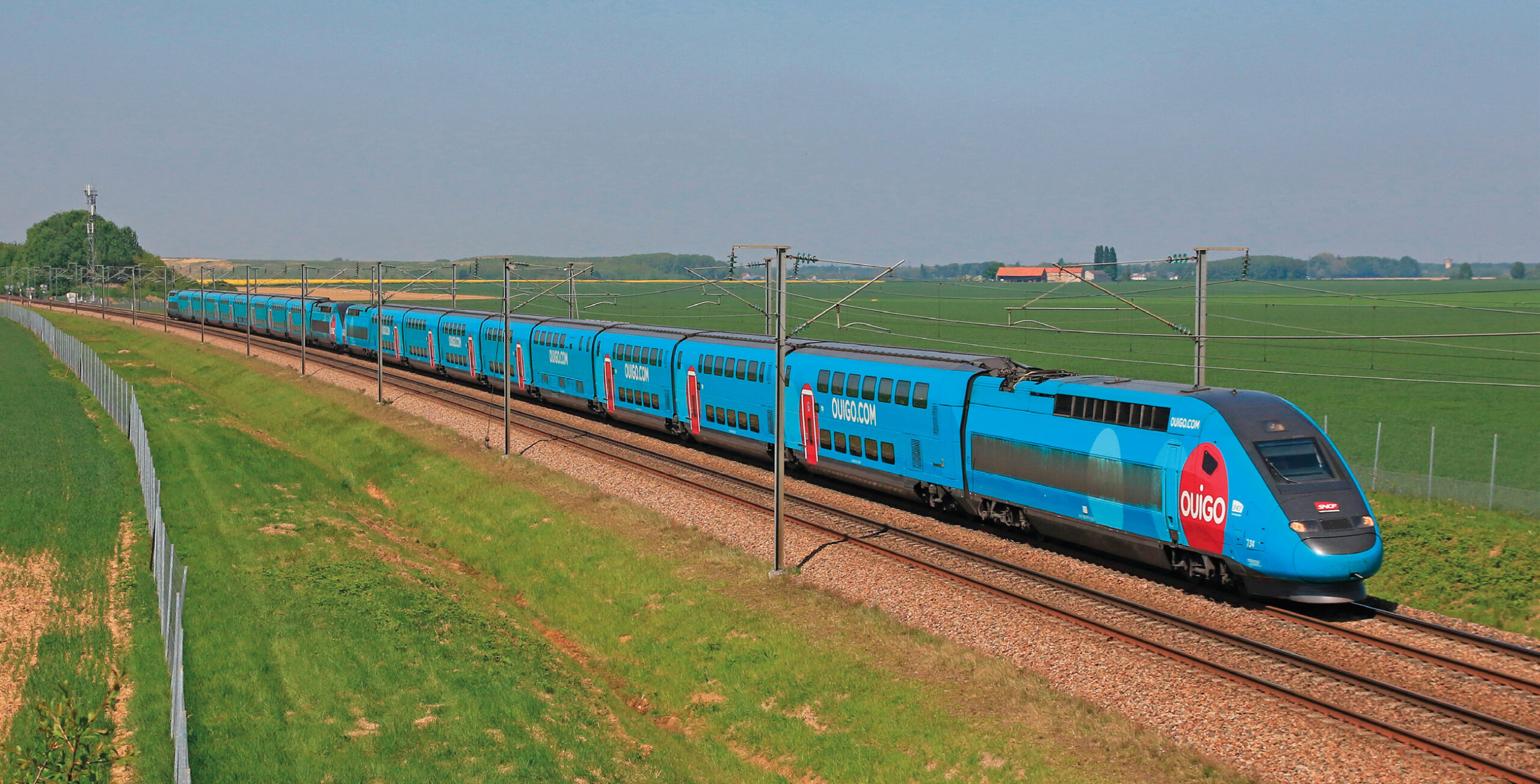 TGV Ouigo La flotte s’agrandit et se modernise 1 La rame Tango Ouigo n° 734