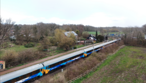 GoVolta veut concurrencer Eurostar sur la relation Paris-Amsterdam 13 DJI 372 : GoVolta a également demandé à l’ACM de pouvoir exploiter en cabotage aux Pays-Bas ses trains de la relation Amsterdam-Berlin, ici le GV 327 Amsterdam CS-Berlin arrivant à Bad Bentheim (26 mars 2026) Crédit photo : Luc Levert