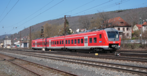 L’Allemagne : Agilis exploitera les relations Regio-S-Bahn-Mainfranken 14 Le train RB53 58024 Bamberg-Wurtzbourg-Gemünden (Main) assuré par le Coradia 440 035/440 325 de DB Regio arrive à 11 h 32 en gare de Gemünden (Main) (31 mars 2021) Crédit photo : Luc Levert