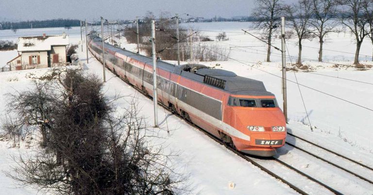 À 260 KM/H EN TÊTE DU TGV 18 (c)DR/Photorail