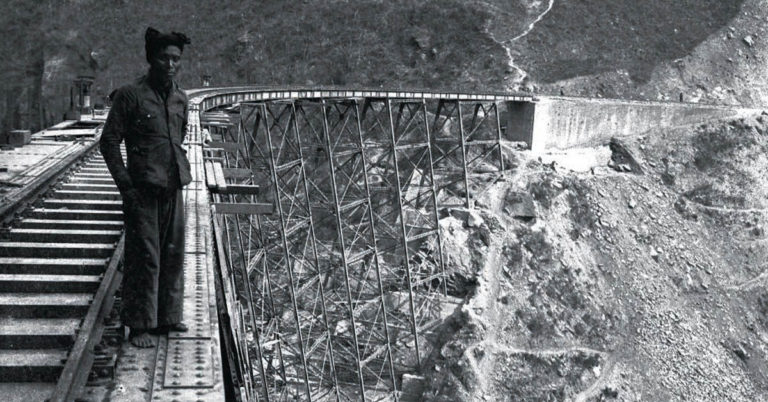 La mythique ligne du Yunnan (2/2) 18 Le viaduc en dentelle achevé, chemin de fer du Yunnan