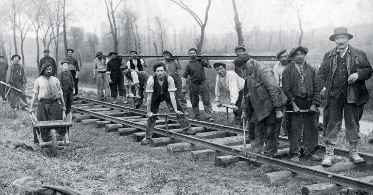 À la rencontre des brigades de la voie 16 ©Coll. Ph. Balson