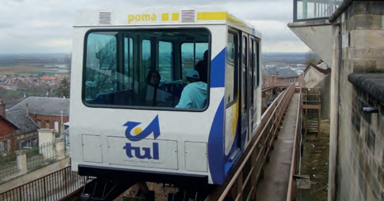 Aramis au tapis 16 DR